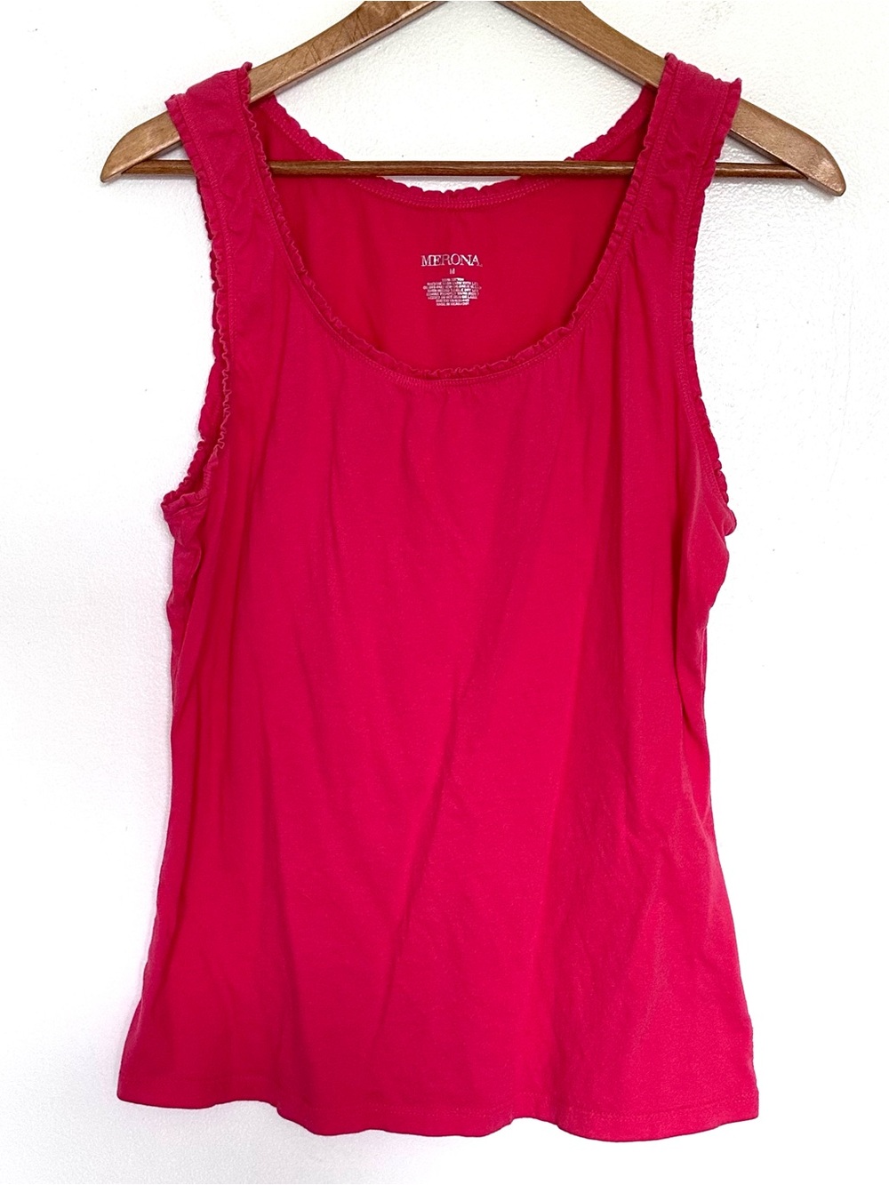 Merona Tank Top Women Medium Red Cotton Sleeveless Pullover Shirt
